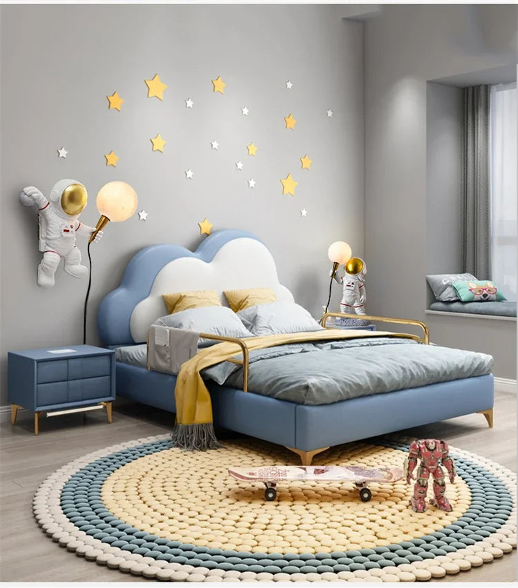 TinyGlow & Co™ Nordic Astronaut Wall Lamp – Creative Cartoon Bedside Light for Kids