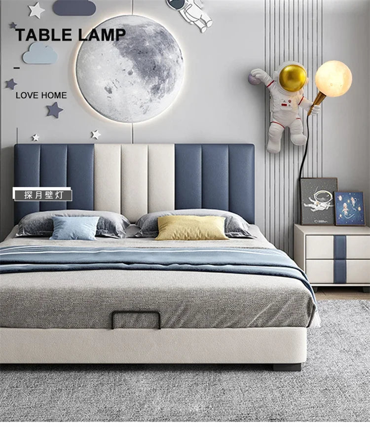 TinyGlow & Co™ Nordic Astronaut Wall Lamp – Creative Cartoon Bedside Light for Kids