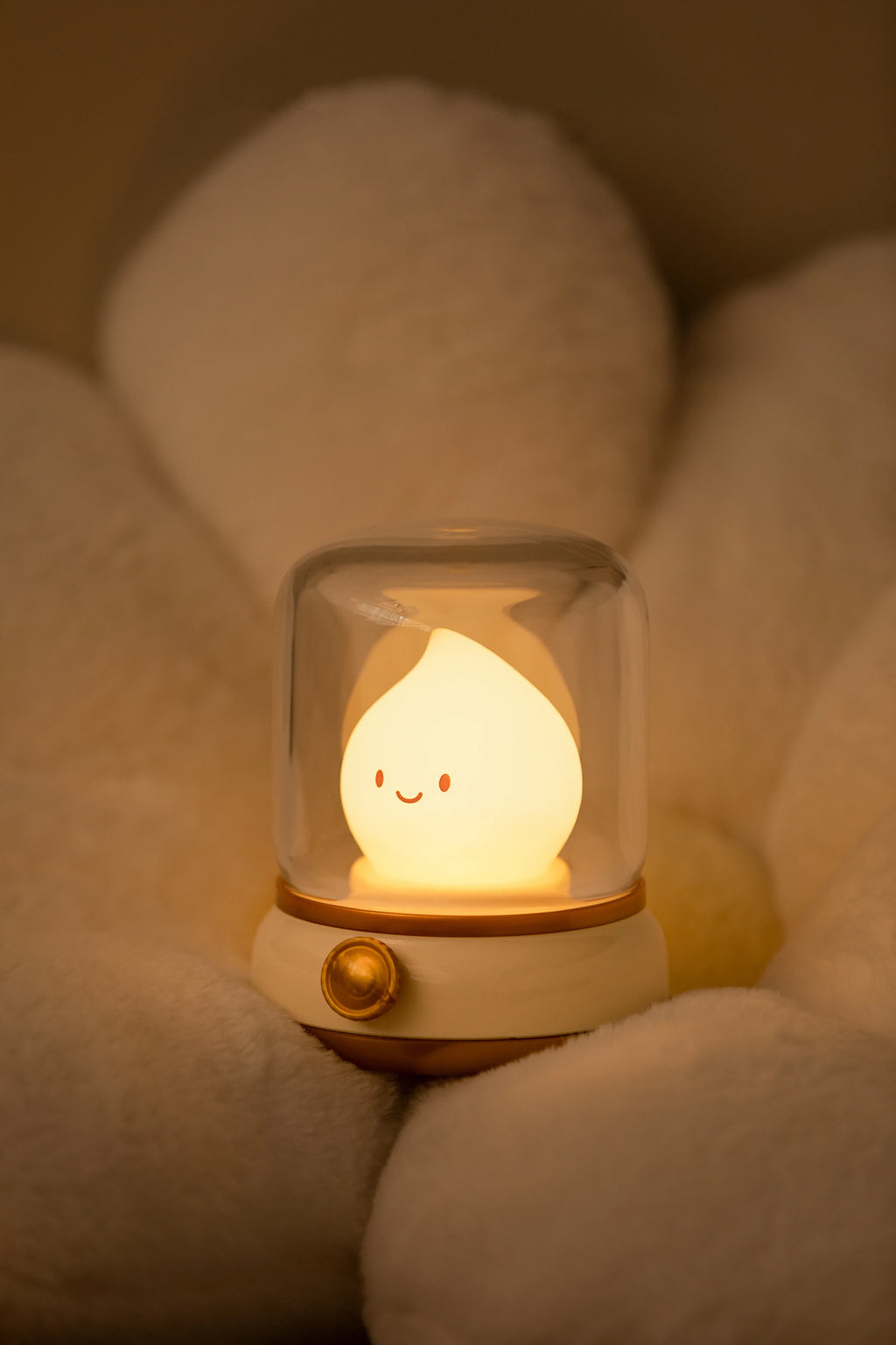 TinyGlow & Co™ LED Flameless Candle Night Light – USB Rechargeable Ambient Lamp