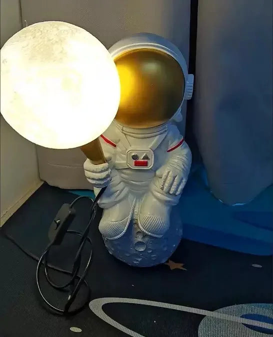 TinyGlow & Co™ Nordic Astronaut Wall Lamp – Creative Cartoon Bedside Light for Kids
