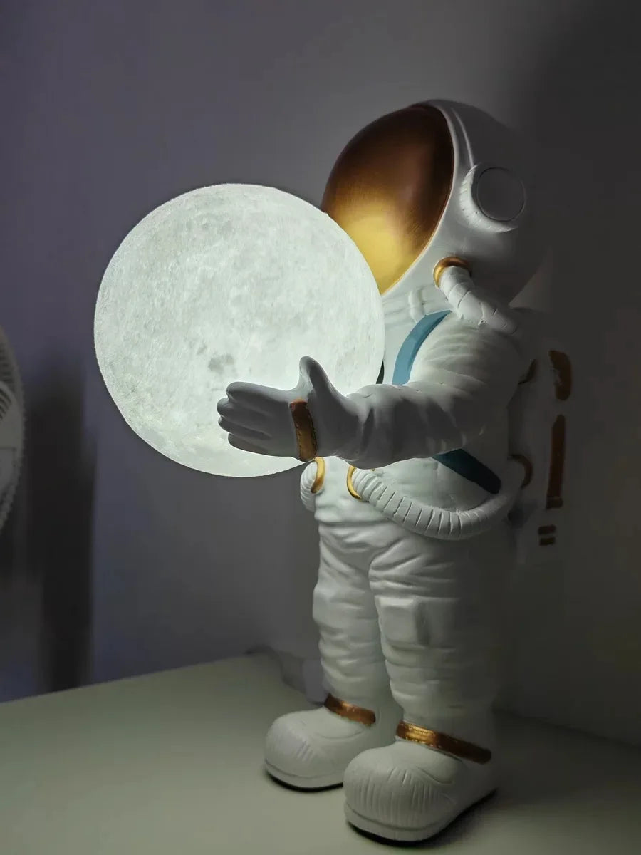 TinyGlow & Co™ Nordic Astronaut Wall Lamp – Creative Cartoon Bedside Light for Kids